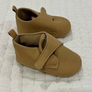 Lucky Brand baby shoes 🍀